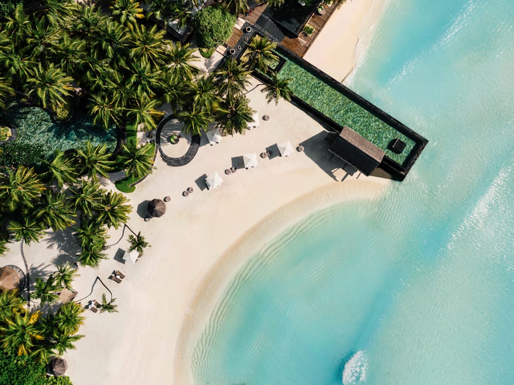 Pool at One&Only Reethi Rah in the Maldives | Mr & Mrs Smith